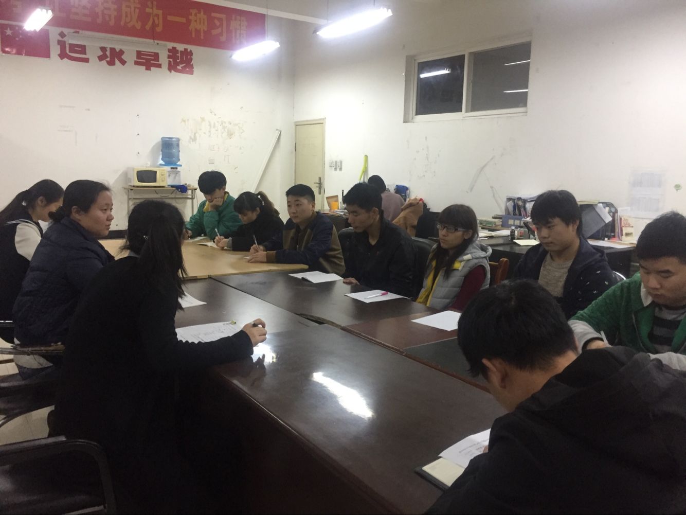 计算机、网络专业学生座谈.png