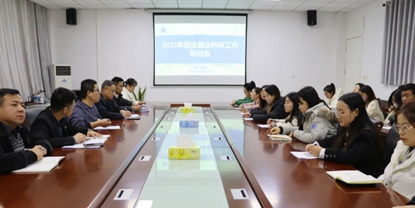 官网03.jpg