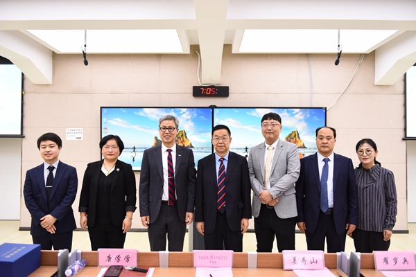 官网02.jpg